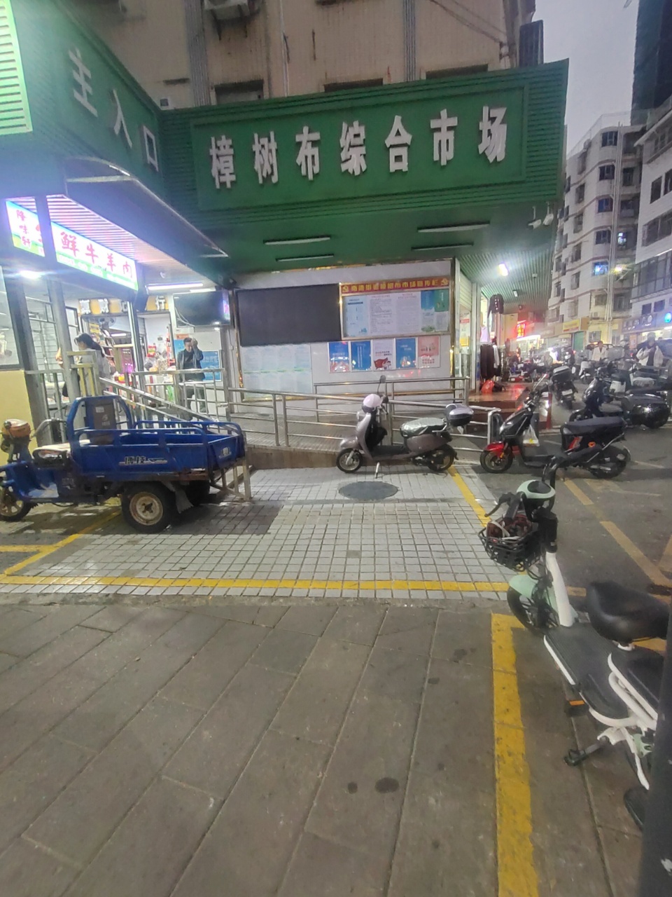 60abc03a591aefc5f60aaf223332eea5.jpg