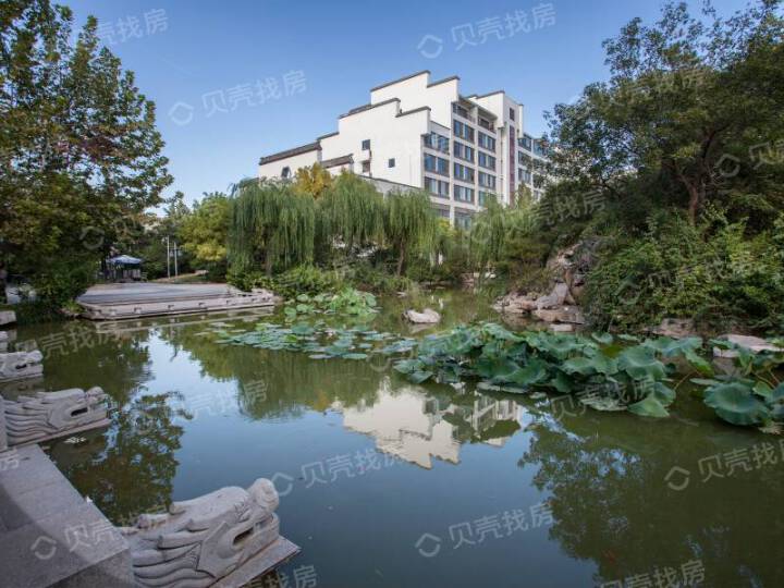 就是北京著名的貴族學校鼎石國際學校